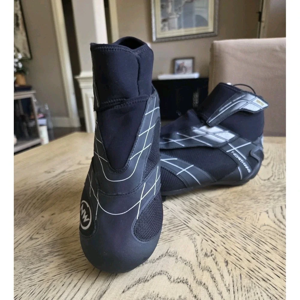 Northwave Celcius MTB Cycling Shoes Winter Gore Tex size 9.5 Waterproof Carbon
